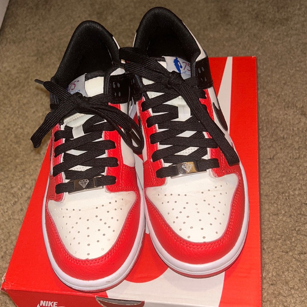 Nike dunk low Chicago 75th anniversary.